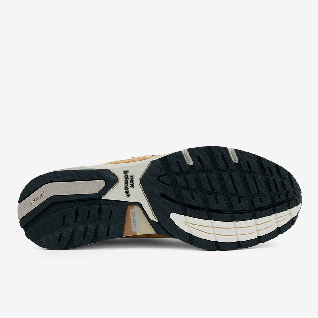 New Balance M 992 Made in USA Seasonal Freizeitschuhe in ORANGE