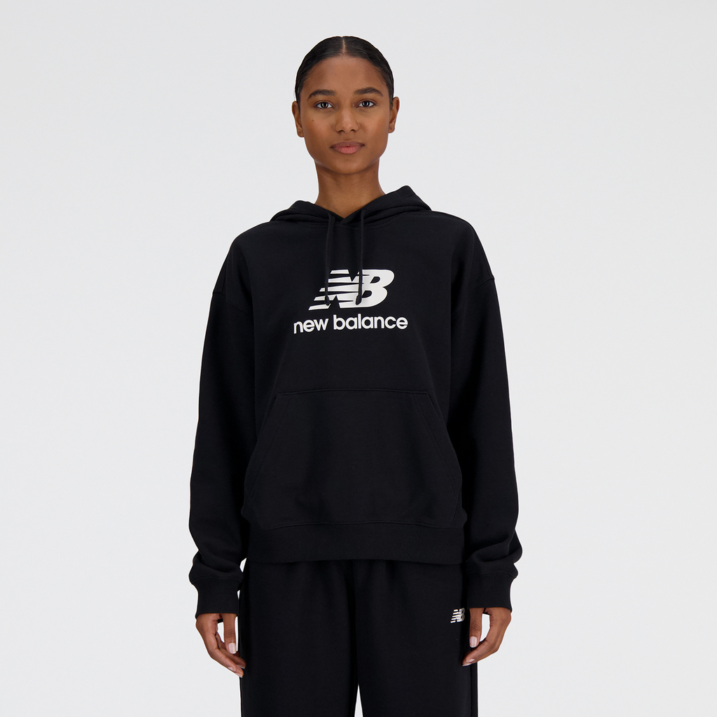 New Balance W Sport Essentials French Terry Stacked Logo Hoodie in SCHWARZ