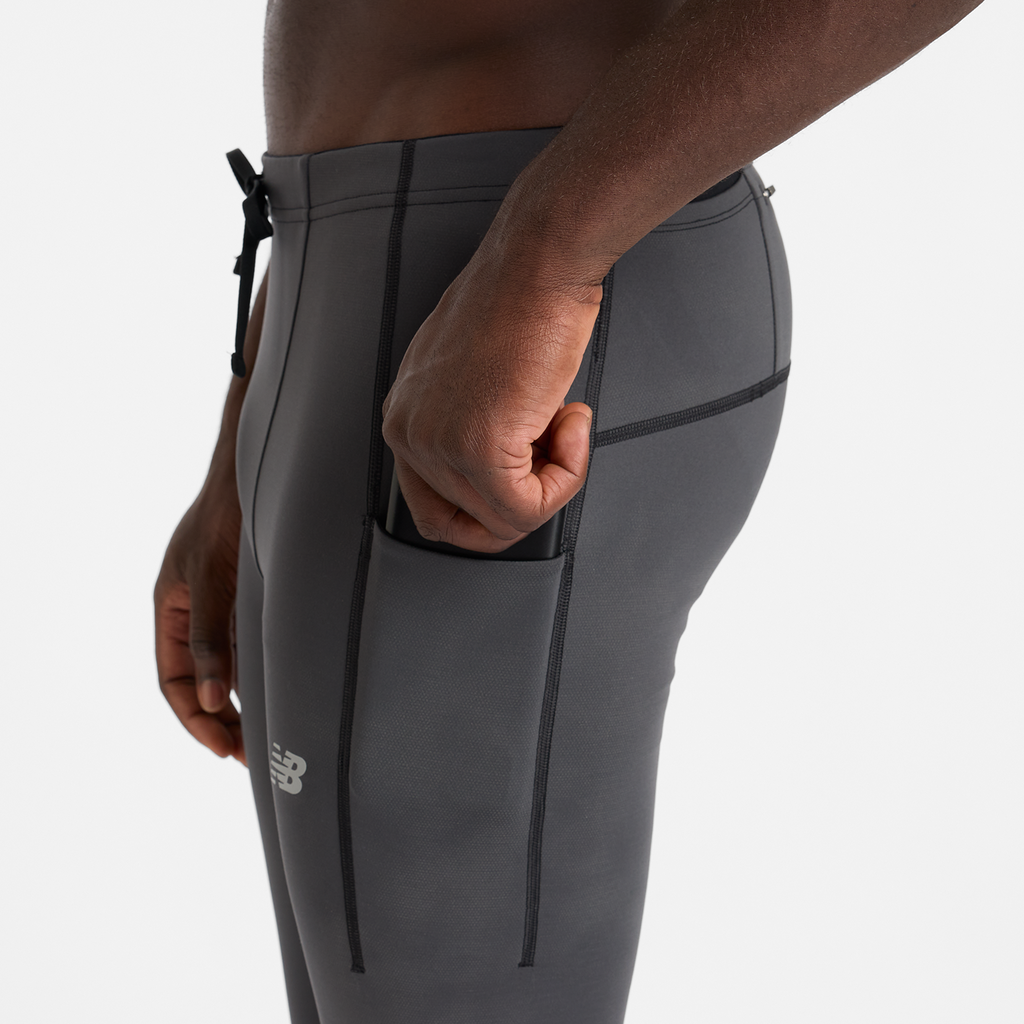 New Balance Athletics Reflective Heat Pocket Tight in SCHWARZ