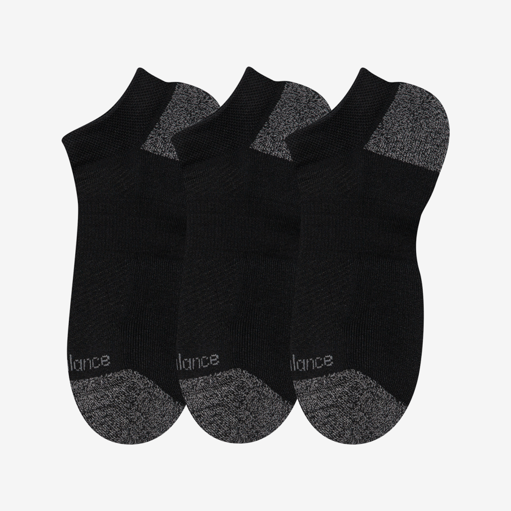 New Balance Active No Show Socks 3 Pack in SCHWARZ