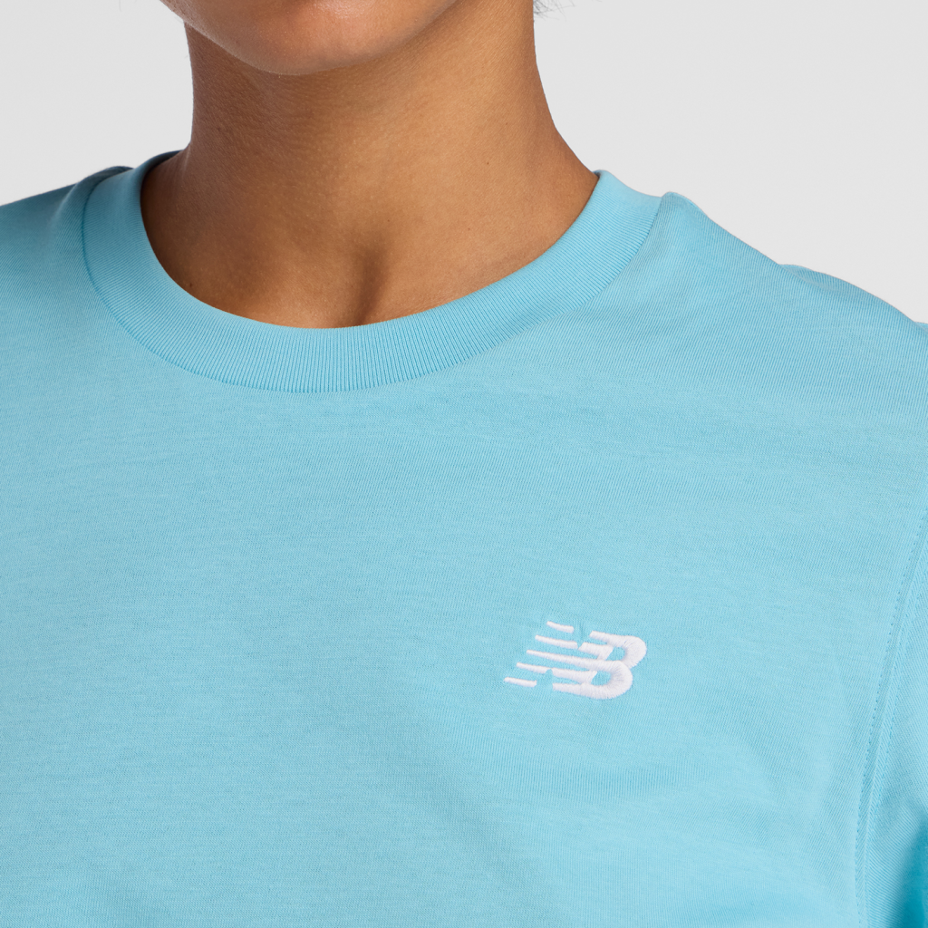 New Balance W New Balance Jersey Small Logo T-Shirt in BLAU