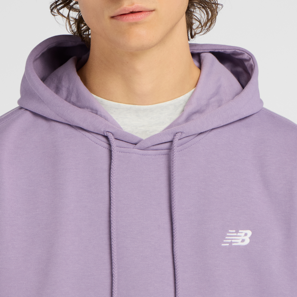 New Balance Sport Essentials Small Logo French Terry Hoodie in VIOLETT