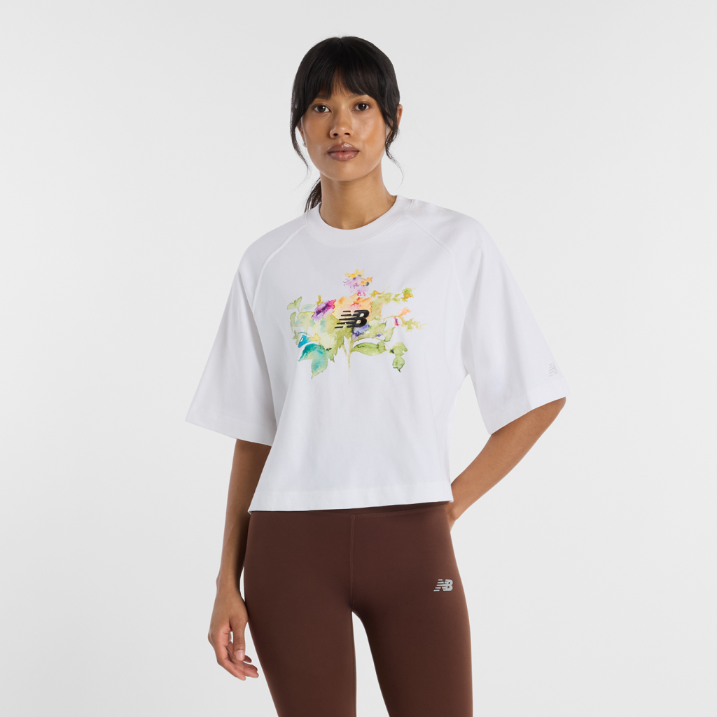 New Balance W Watercolor Multi Boxy T-Shirt in WEISS