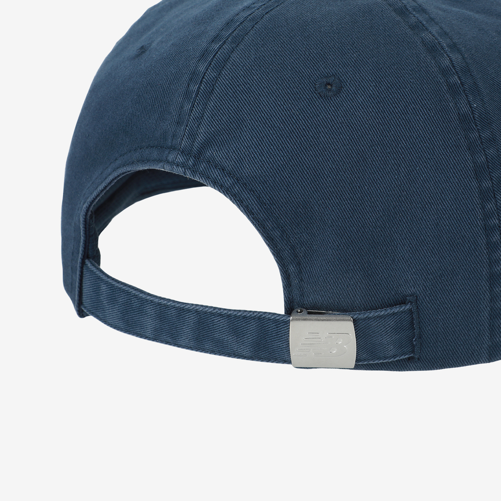 New Balance 6 Panel Classic Hat V 2.0 in BLAU
