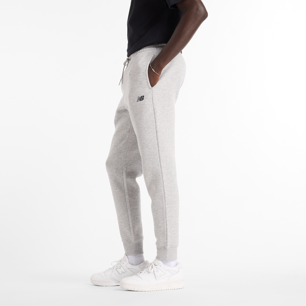 New Balance Sport Fleece Jogger in GRAU