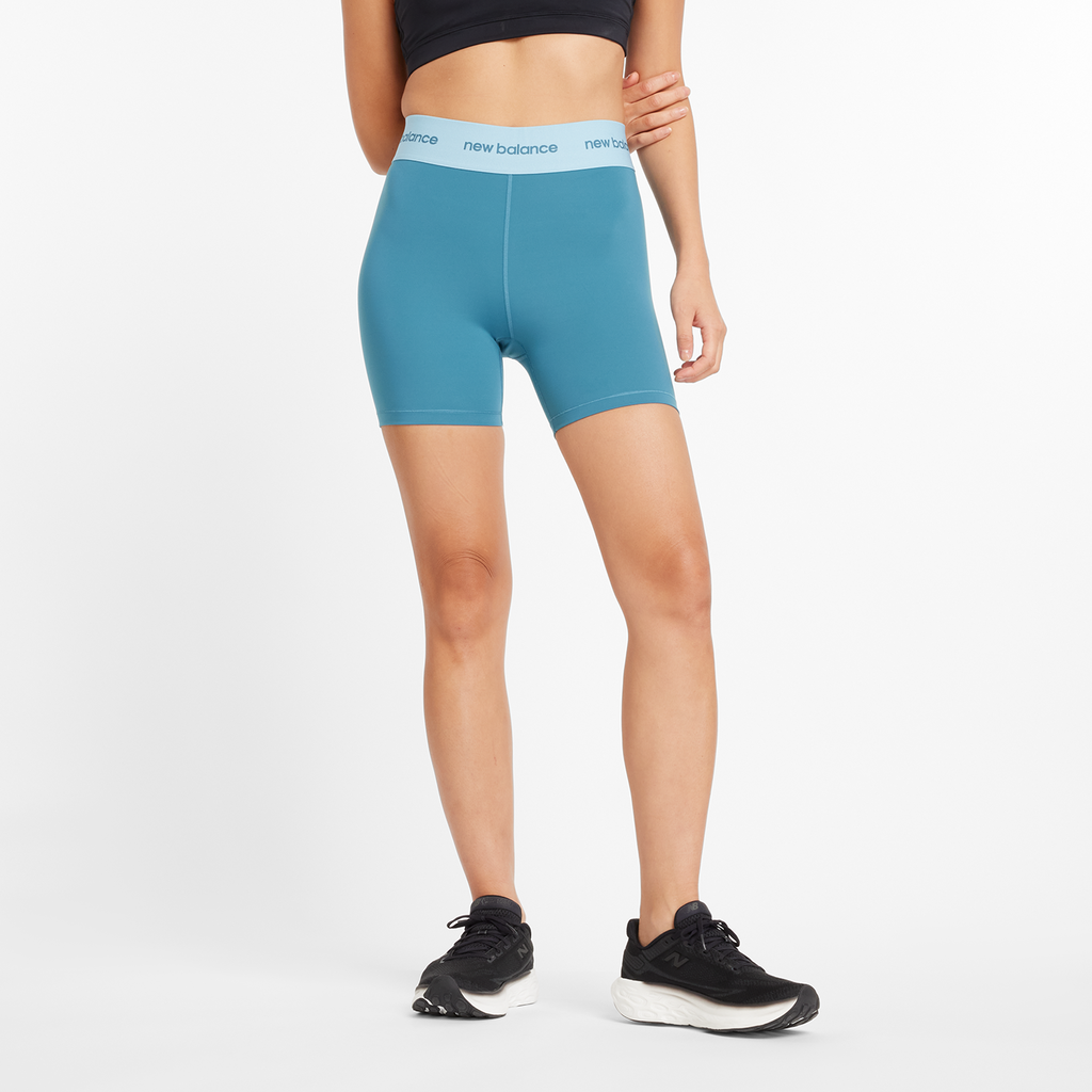 New Balance W Sleek 5 Inch High Rise Biker Short in BLAU