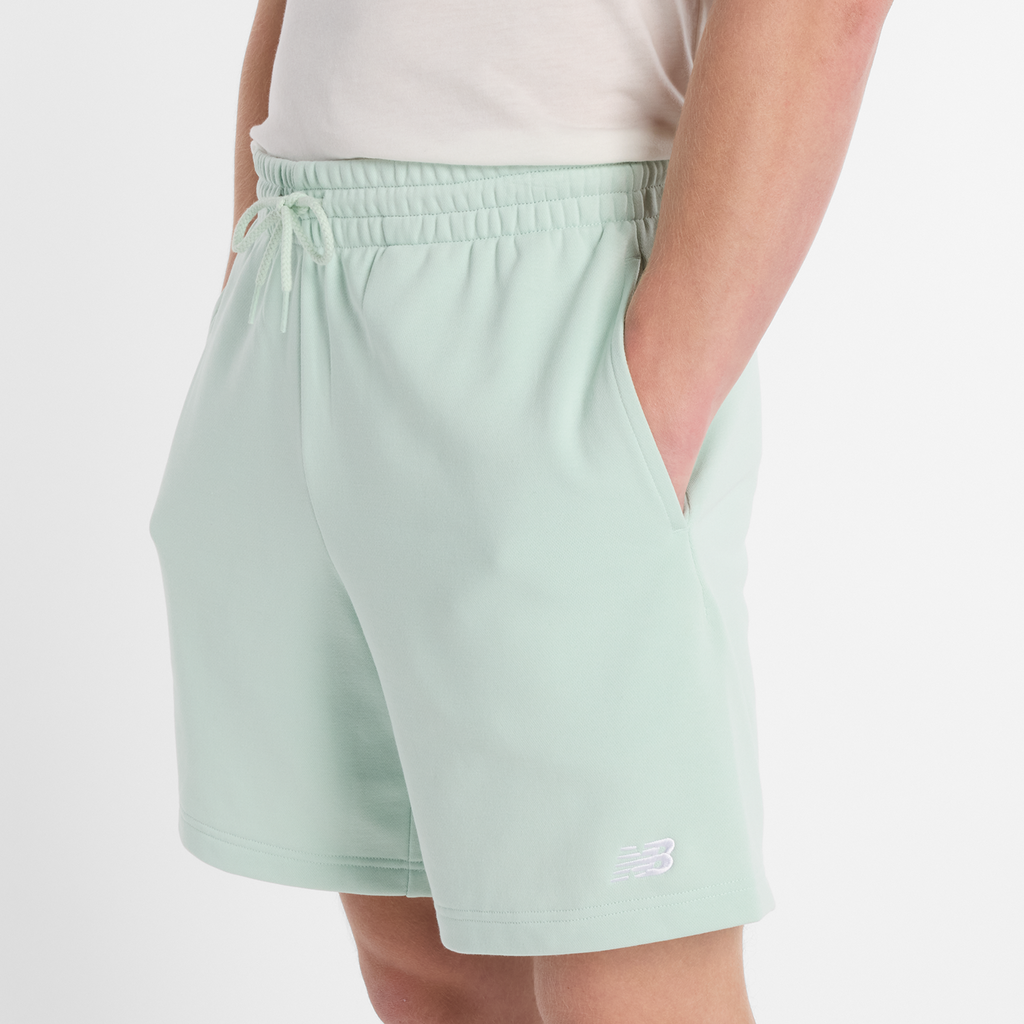 New Balance Sport Essentials French Terry Short 7 Inch in GRÜN