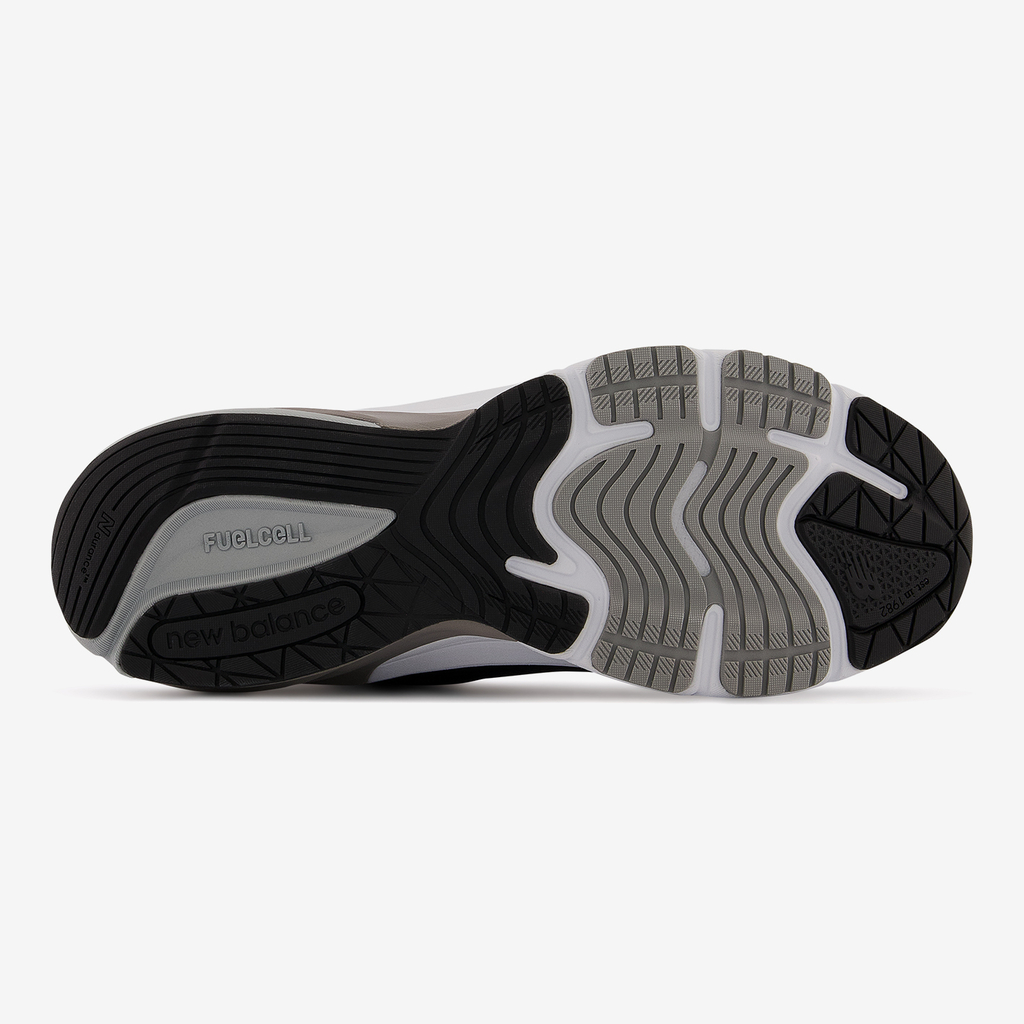 New Balance M Made in USA 990 v6 Core Freizeitschuhe in SCHWARZ