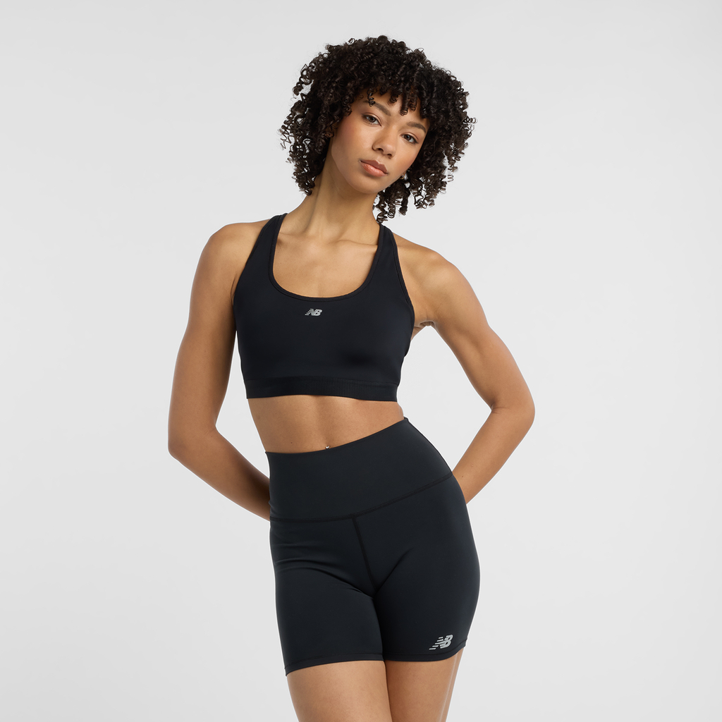 New Balance W NB Essential Run Bra in SCHWARZ
