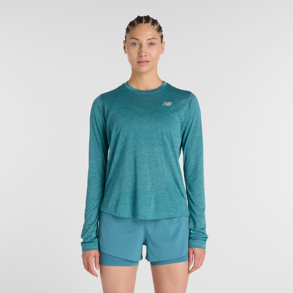 New Balance W NB Athletics Long Sleeve in BLAU