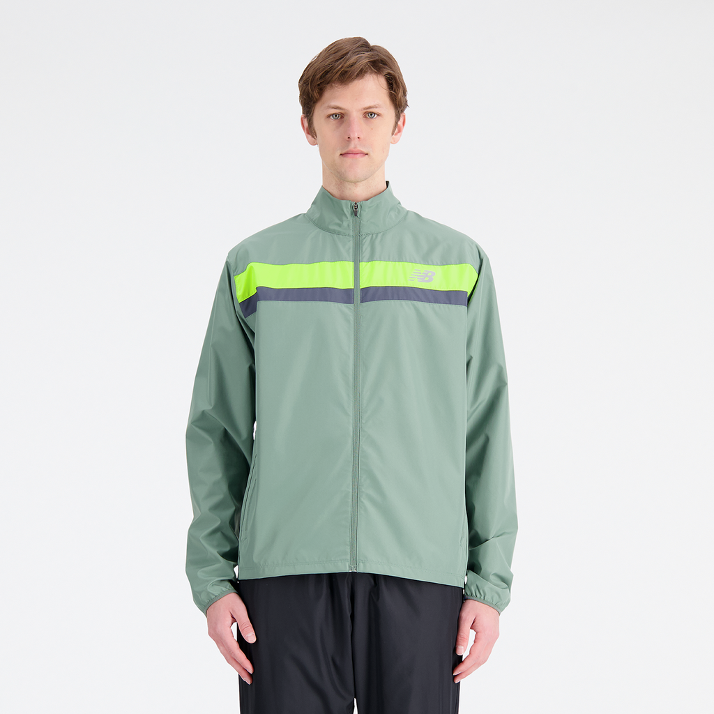 New Balance Accelerate Jacket in GRÜN