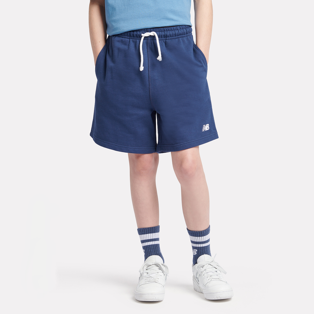 New Balance B New Balance French Terry Small Logo Short in BLAU