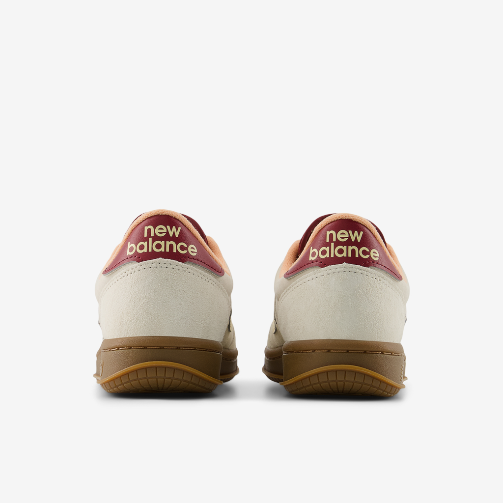 New Balance U T500 Autumn Moon Freizeitschuhe in BEIGE