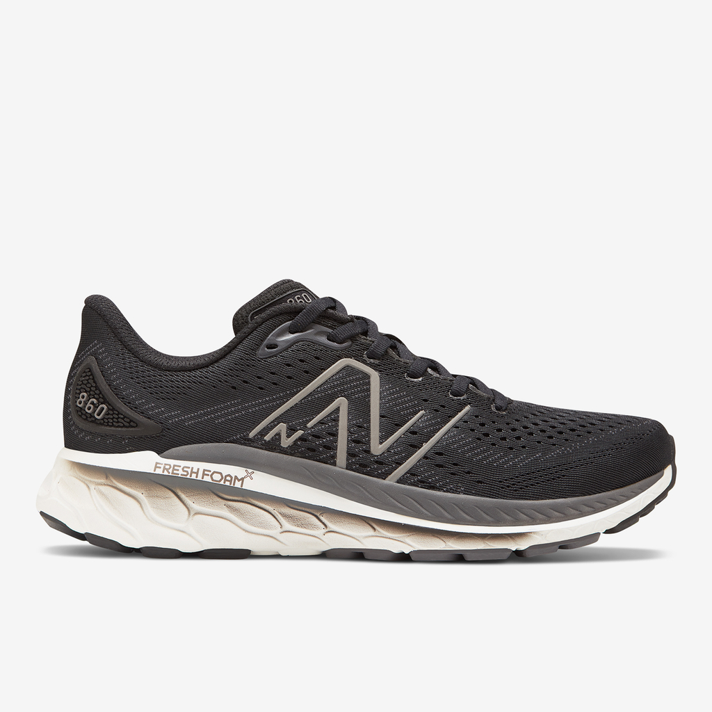 New Balance M 860 v13 Laufschuhe in SCHWARZ