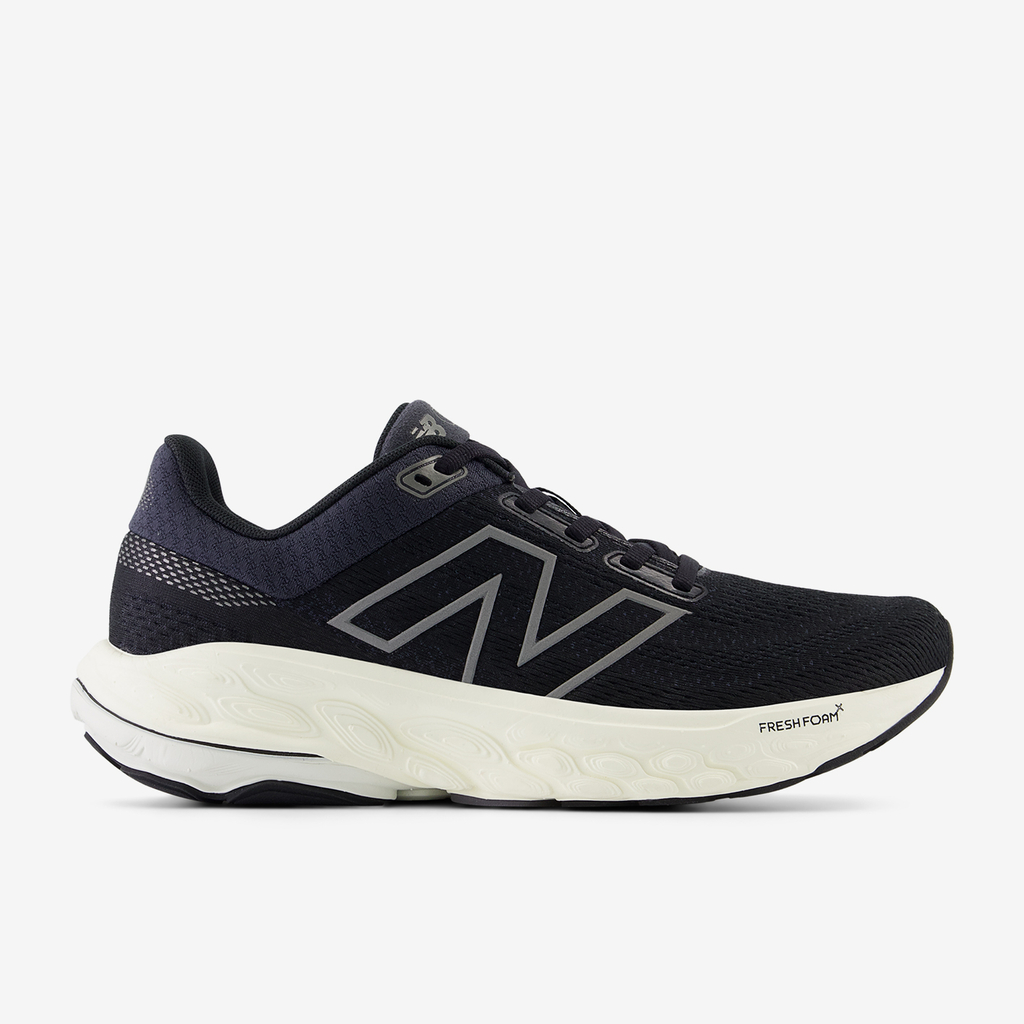 New Balance W 860 v14 Laufschuhe in SCHWARZ