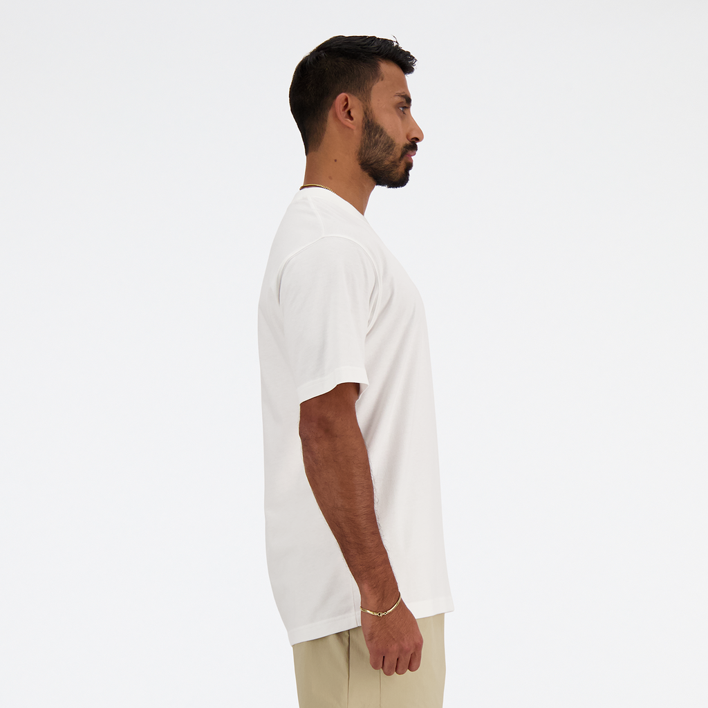 New Balance Sport Essentials Small Logo T-Shirt in WEISS