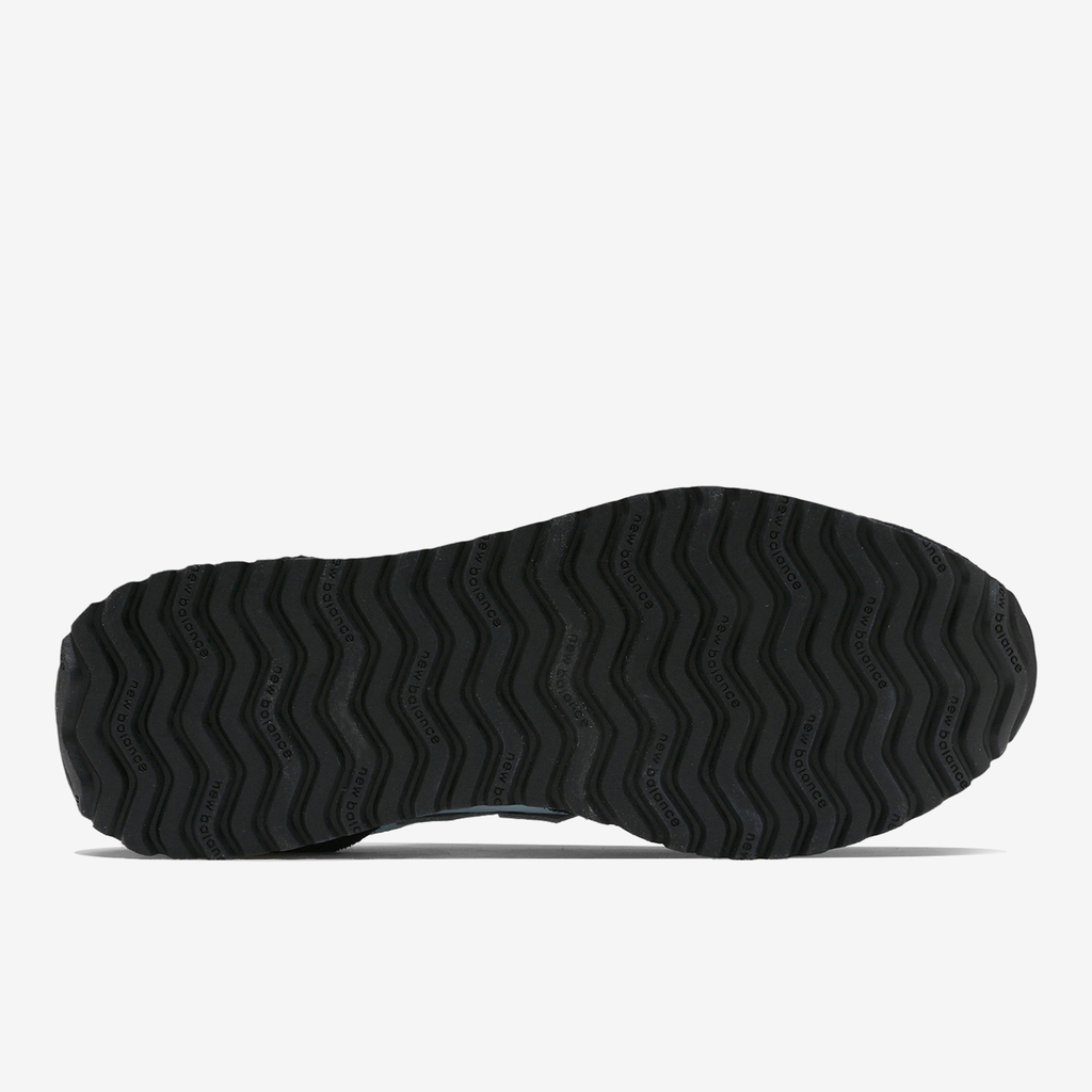 New Balance U 471 Freizeitschuhe in SCHWARZ