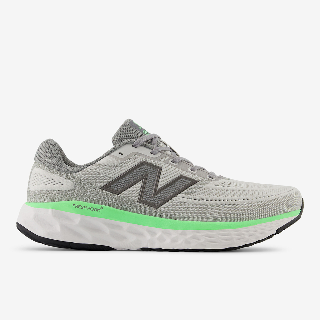 New Balance M Evoz v4 Laufschuhe in GRAU