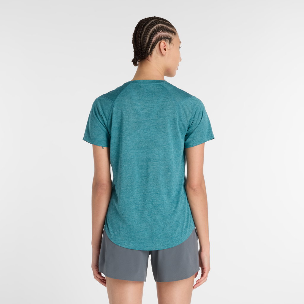 New Balance W NB Athletics Short Sleeve in BLAU