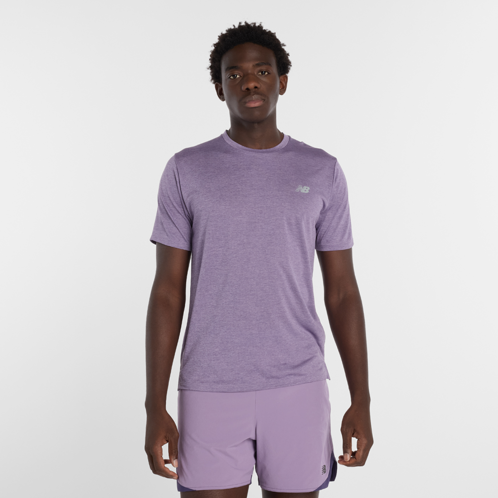 New Balance NB Athletics Run T-Shirt in VIOLETT
