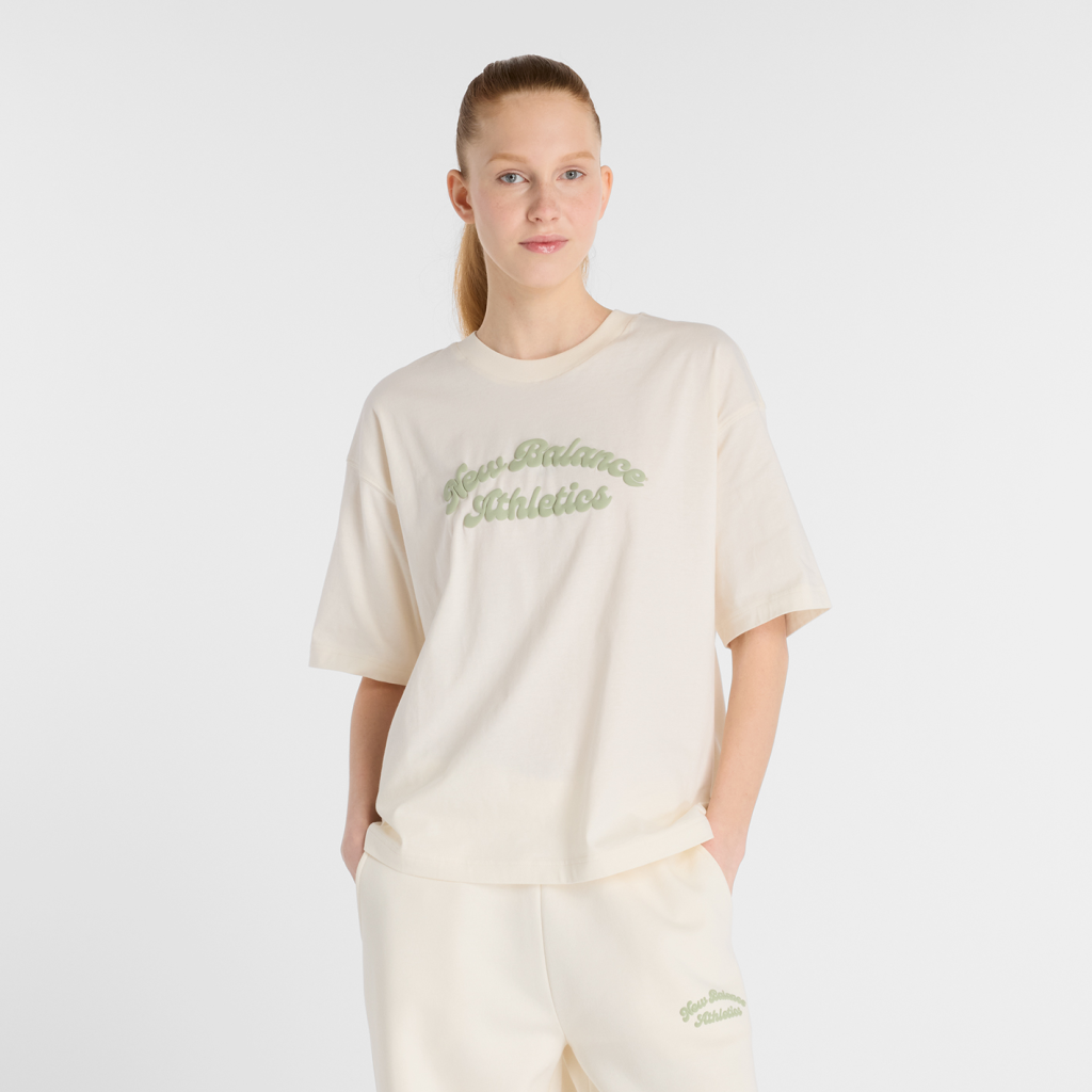 New Balance W Linear Heritage Oversized T-Shirt in GRAU