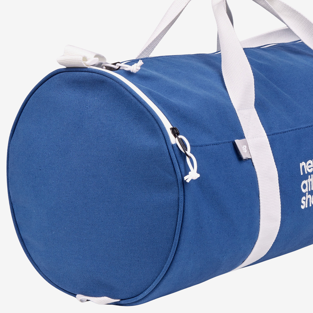 New Balance Canvas Duffel in BLAU