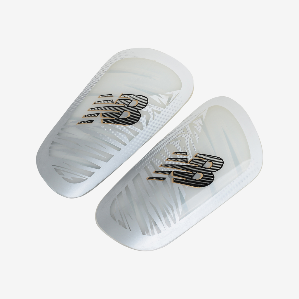 New Balance Furon Pro Slip Guard in WEISS