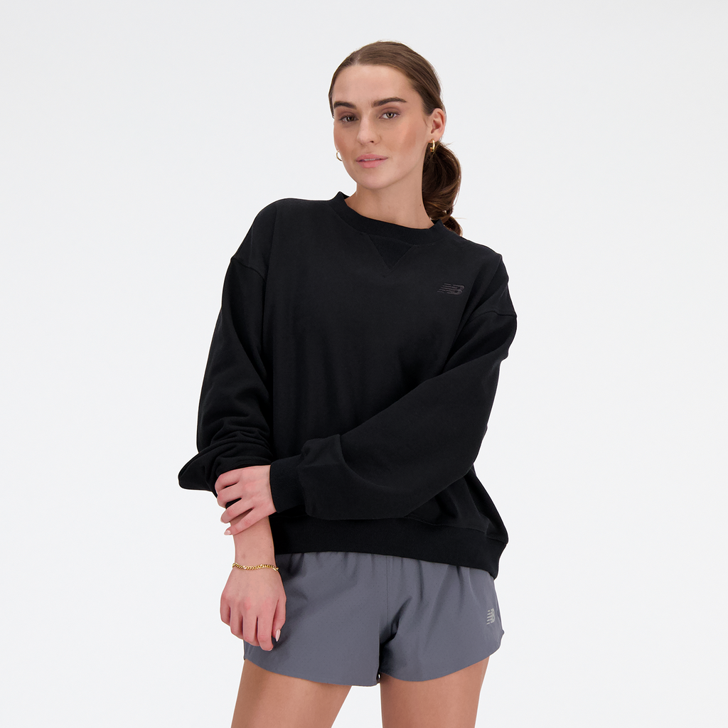 New Balance W NB Athletics French Terry Crew in SCHWARZ