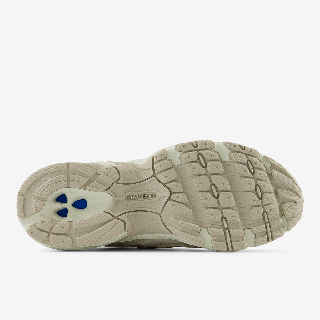 New Balance U 740 Suede Freizeitschuhe in BEIGE