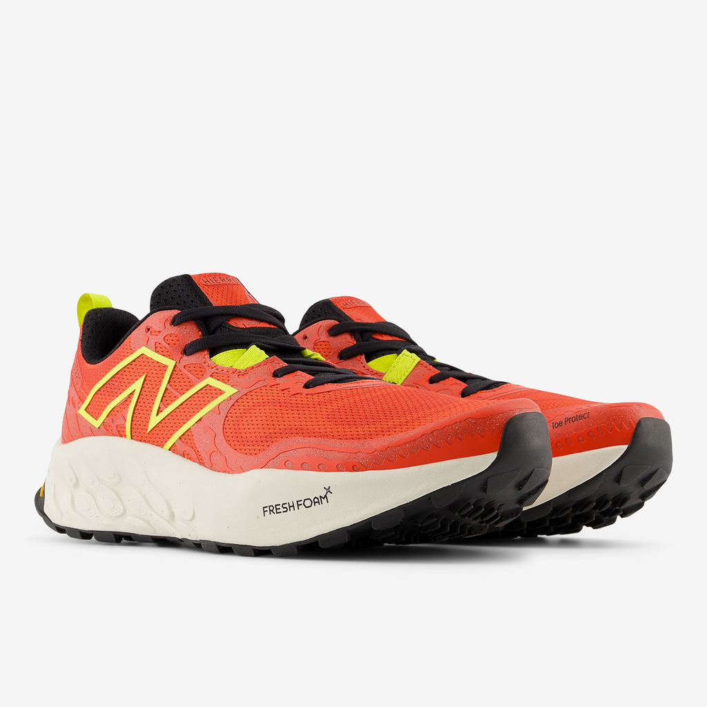 New Balance M Hierro v8 Trailrunningschuhe in ROT