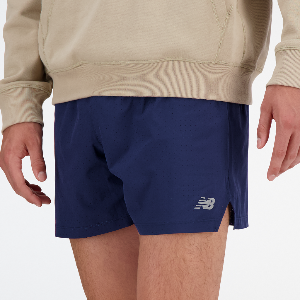 New Balance RC Seamless Short 5 Inch in BLAU