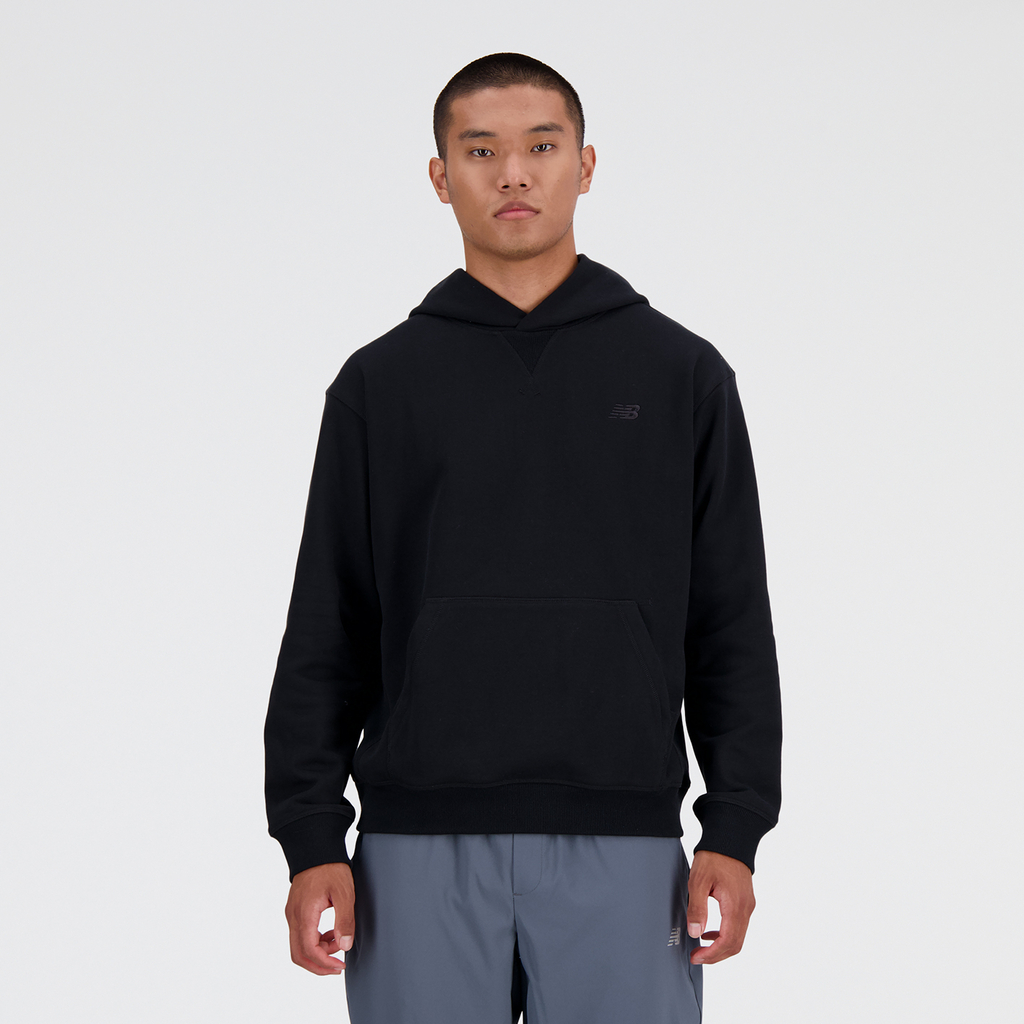 New Balance NB Athletics French Terry Hoodie in SCHWARZ