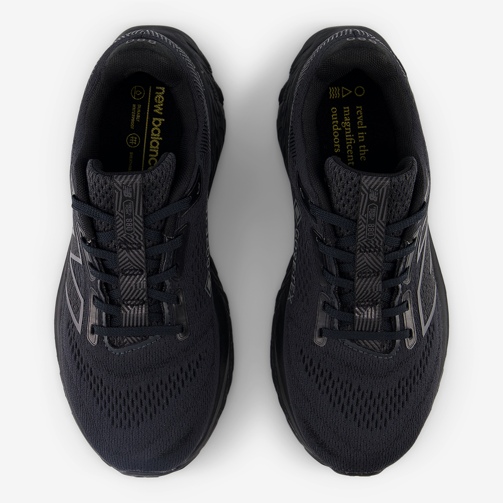 New Balance W 880 GTX v14 Laufschuhe in SCHWARZ