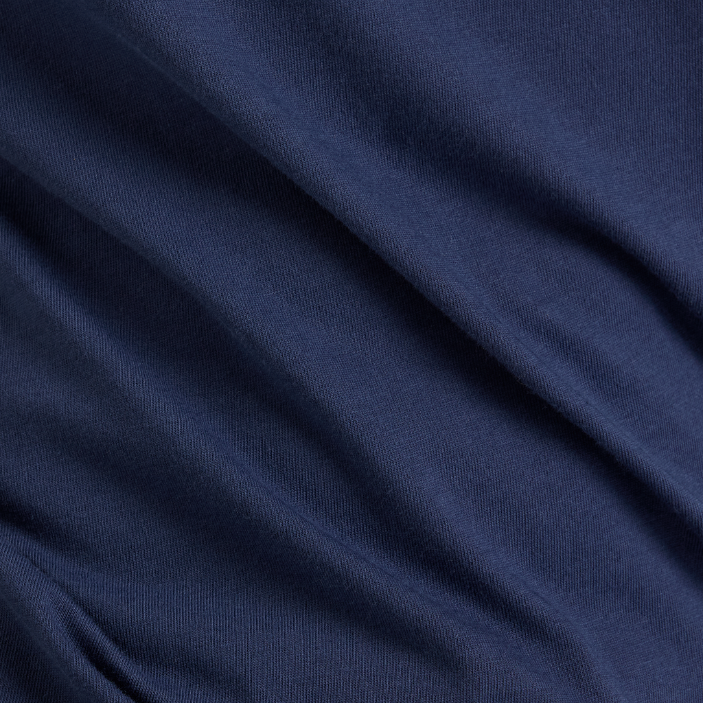 New Balance Sport Jersey Logo T-Shirt in BLAU