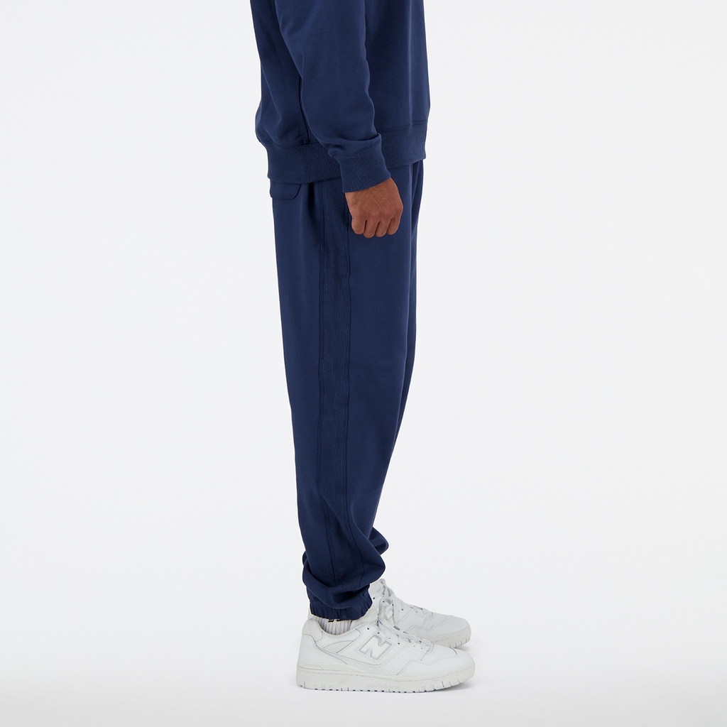 New Balance NB Athletics French Terry Jogger in BLAU