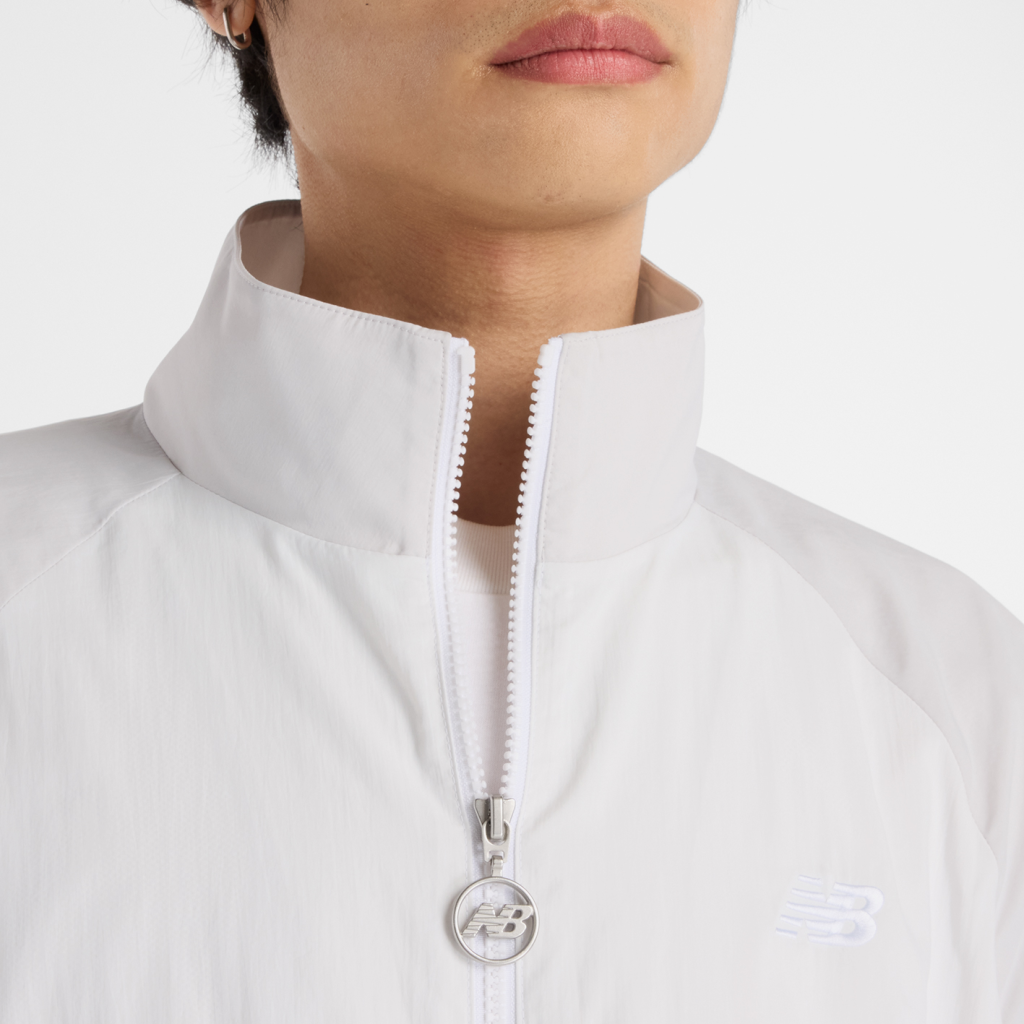 New Balance Achieve Jacket in BLAU