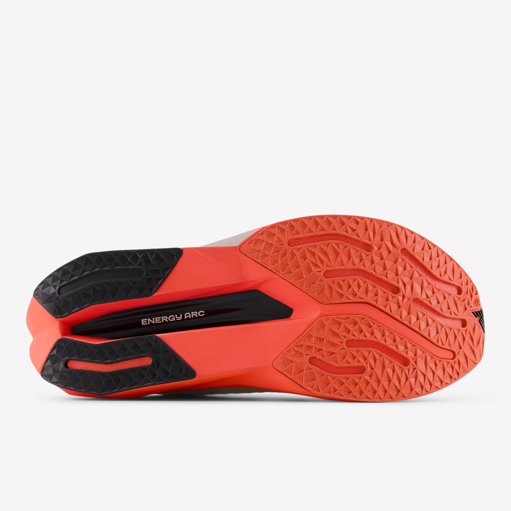 New Balance M SuperComp Trainer v4 Laufschuhe in ROT