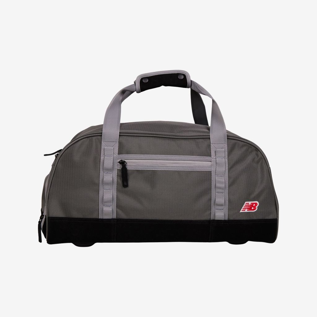 New Balance Legacy Icon Duffel Bag in GRAU