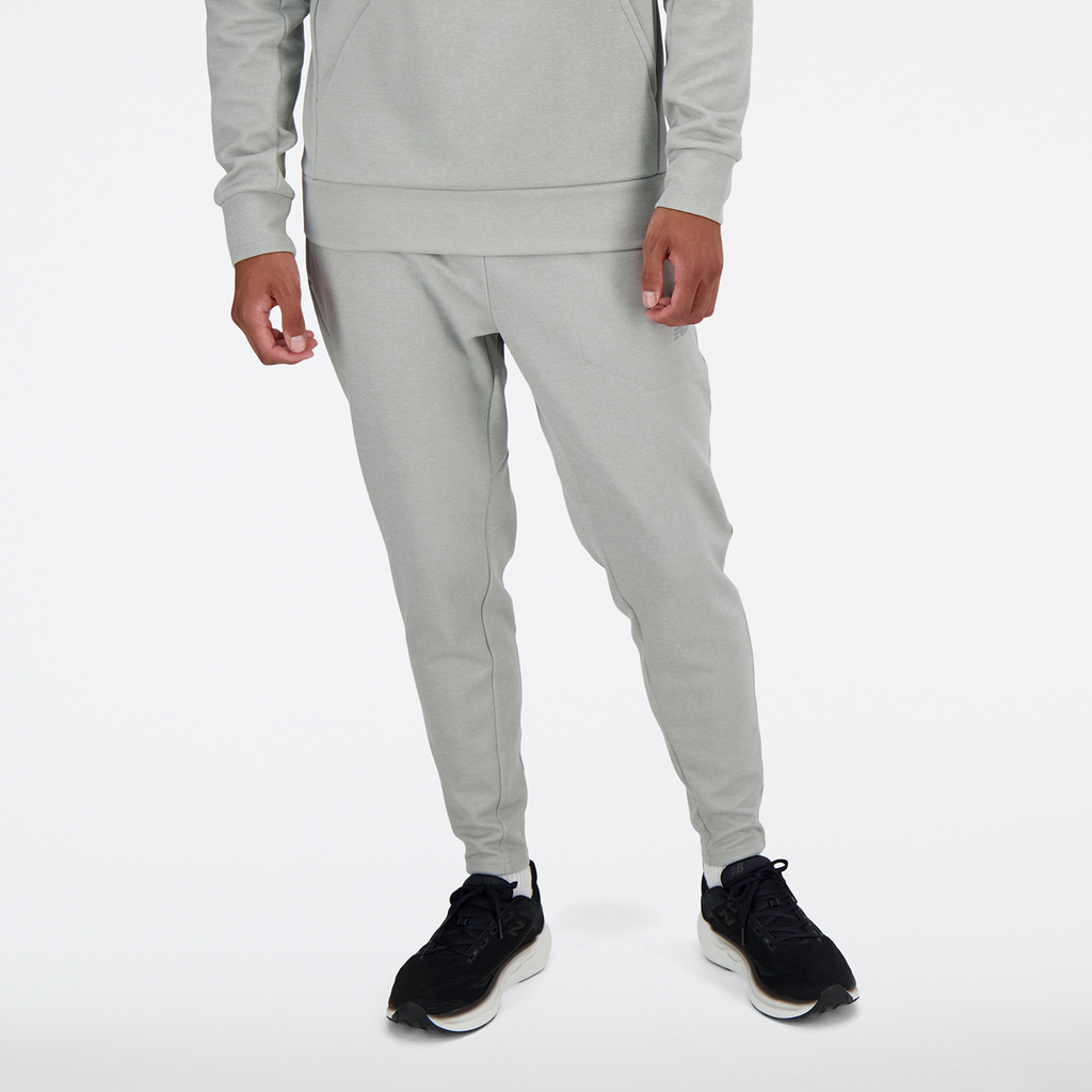 New Balance Tech Knit Pant in GRAU
