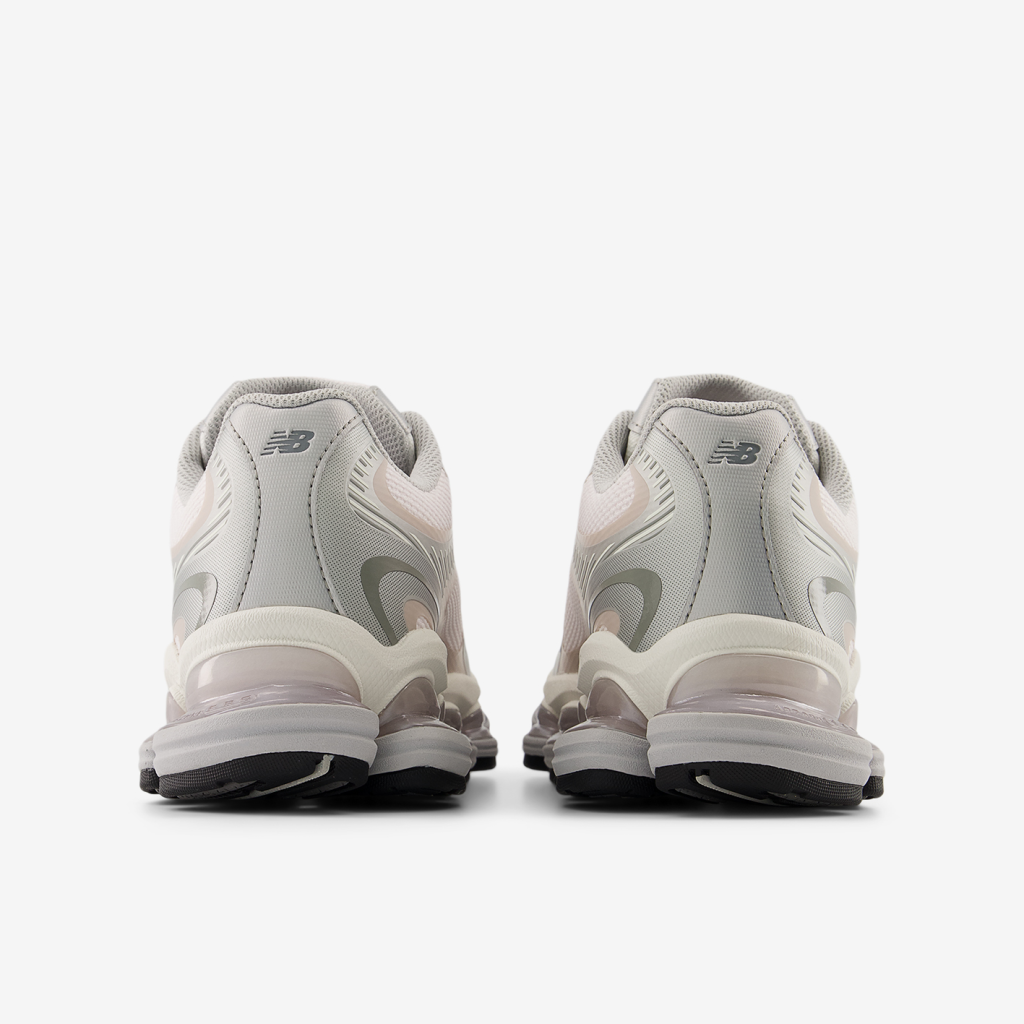 New Balance U 2000 Summer Essentials Freizeitschuhe in GRAU