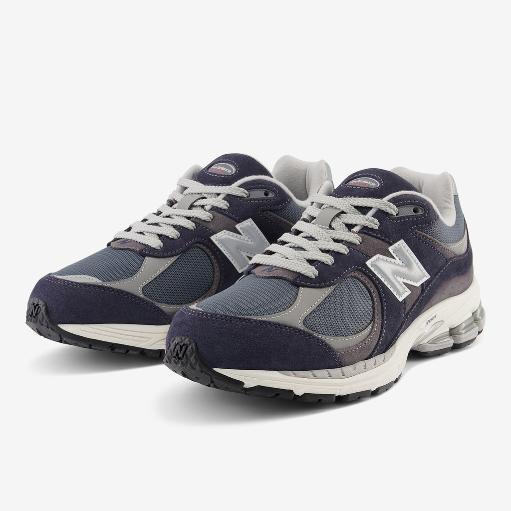 New Balance U 2002R Seasonal Freizeitschuhe in GRAU