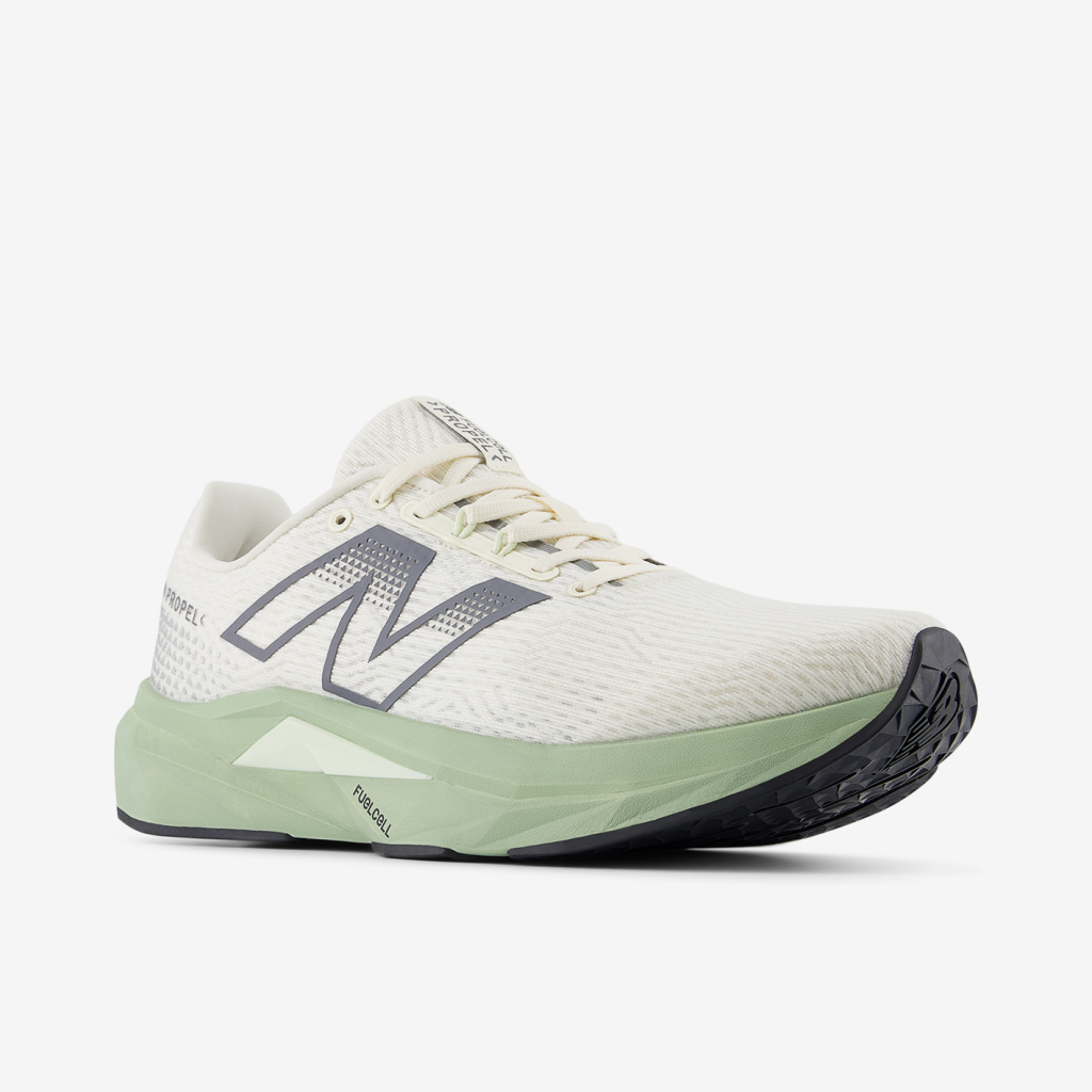 New Balance M Propel v5 Laufschuhe in GRAU