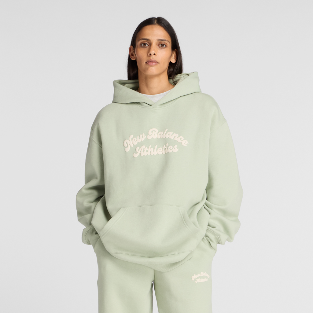New Balance W Linear Heritage Fleece Long Hoodie in GRÜN