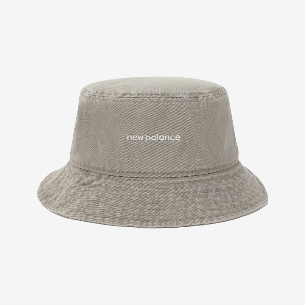 New Balance Bucket Hat in BEIGE