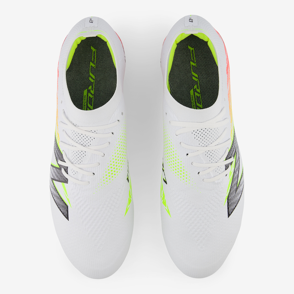 New Balance M Furon Pro FG Seasonal Nockenschuhe in WEISS