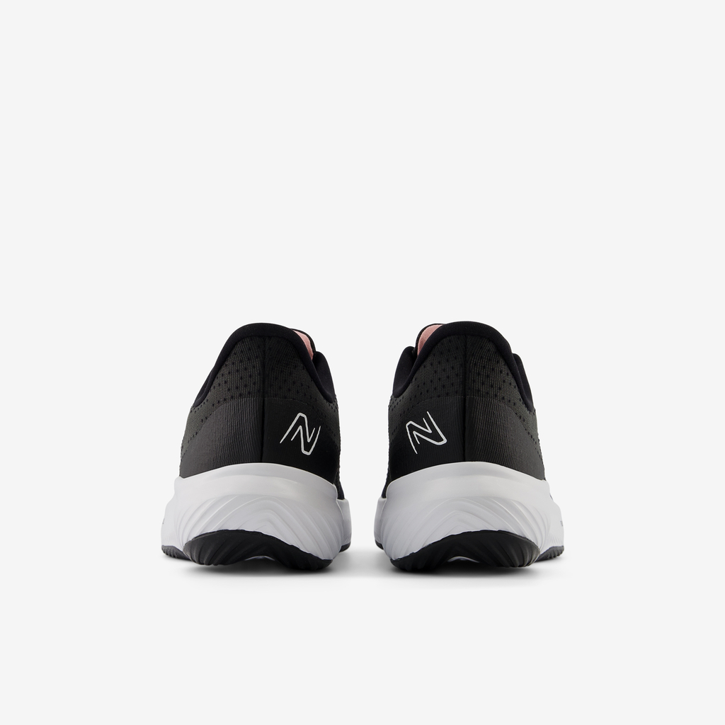 New Balance G Rebel v3 Laufschuhe in SCHWARZ