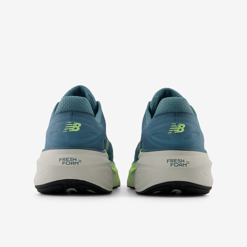 New Balance M More v6 Laufschuhe in BLAU