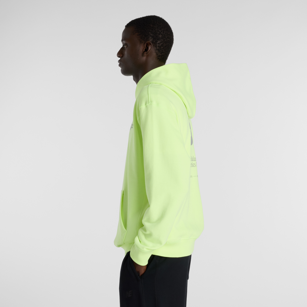 New Balance Vortex Hoodie in GELB