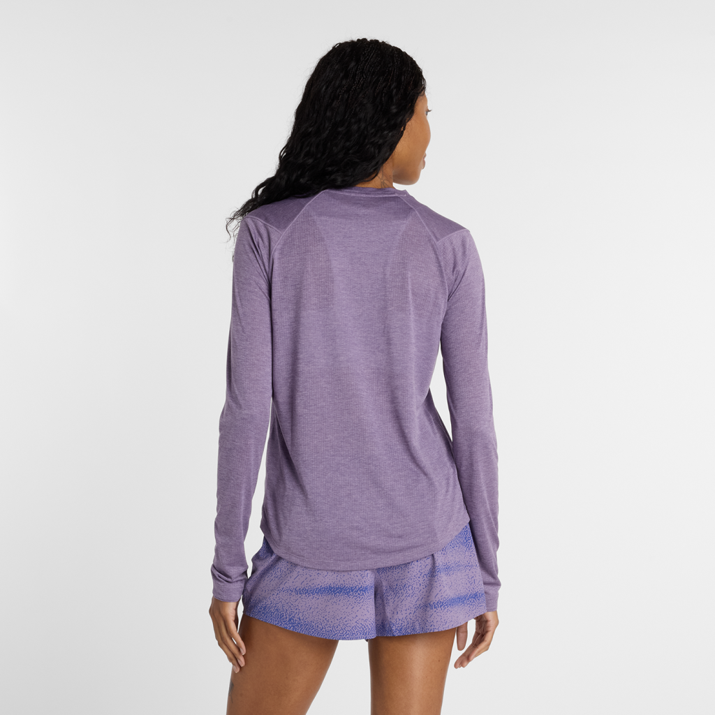 New Balance W NB Athletics Long Sleeve in VIOLETT