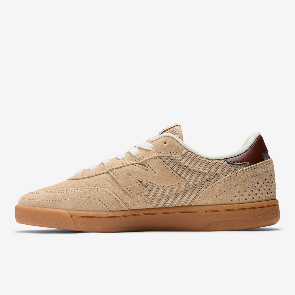 New Balance M Numeric 440 v2 Skateboardschuhe in BEIGE